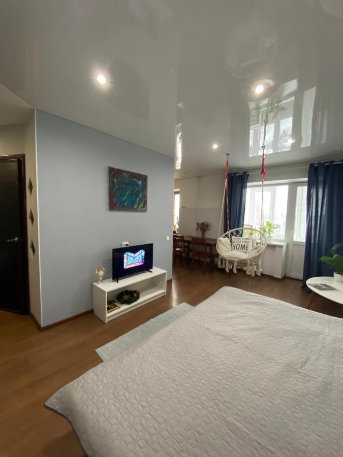 Art Apartment Zhytomyr Exterior photo